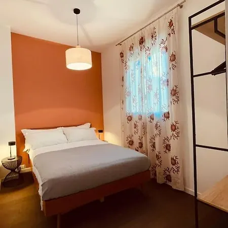 Casa Santana Centro דירה בולוניה