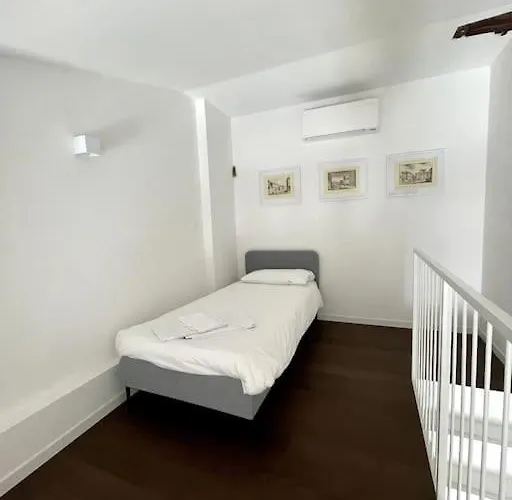 Casa Santana Centro * بولونيا